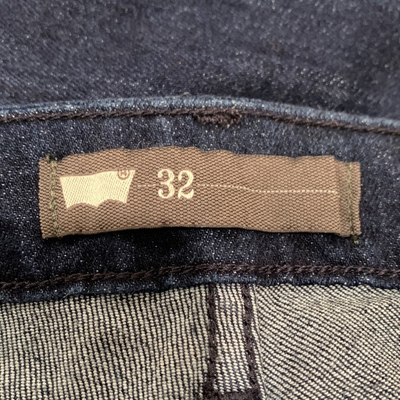 ☀️Levi jean shorts size 32☀️ - Picture 4 of 10